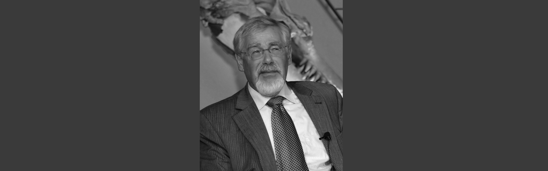 <p>Der Konstanzer Arbeitskreis trauert um sein langjähriges Mitglied Prof. Dr. Dr. h.c. Johannes Fried. Er gehörte dem Arbeitskreis mehr als 40 Jahre lang an: Zum Mitglied wurde er 1983 gewählt. Von 1988 bis 1991 hat er den Kreis als Vorsitzender geleitet. Am 18. Januar 2026 ist er in Heidelberg verstorben. [&hellip;]</p>
